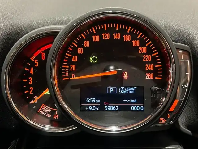 ＭＩＮＩ ミニ クロスオーバー クーパー SD オール4 道央・札幌 2019(令1)年 4万km ミッドナイト・ブラック・メタリック 電動パノラマガラスサンルーフ/MINI Yoursパッケージ/　・19インチアロイホイールMINIYoursマスターピース/　・MINIYoursスポーツレザーステアリング/　・電動フロントシート/　・レザーチェスターカーボンブラック/　・MINIYoursインテリアピアノブラック/ペッパーパッケージ/　・リアビューカメラ/　・PDC/　・ETC/　・MINIエキサイトメントパッケージ/　・オートマチックテールゲート/社外フルセグTV/ACC/シートヒーター/LEDヘッドライト