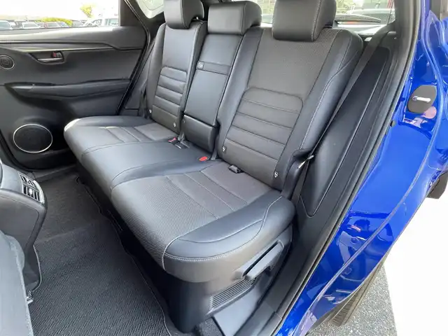 レクサス ＮＸ 300h Fスポーツ 山口県 2019(令1)年 4万km ヒートブルーコントラストレイヤリング ワンオーナー /黒革シート/前席エアシート シートヒーター/前席パワーシート/パワーバックドア/衝突被害軽減ブレーキ/レーダークルーズコントロール/レーンアシスト /オートマチックハイビーム/メモリナビ フルセグTV CD DVD BT/バックカメラ/サイドカメラ/LEDオートヘッドライト/ブラインドスポットモニタ/パドルシフト/シーケンシャルウィンカー /2.0ETC/W サイド カーテン ニー エアバッグ/禁煙車