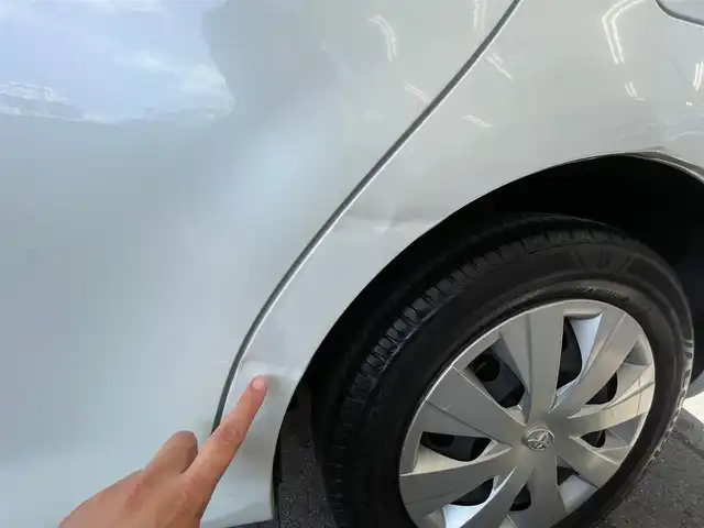 トヨタ カローラ フィールダー ハイブリッドG 愛知県 2015(平27)年 2.2万km ホワイトパールクリスタルシャイン /当店買取/1オーナー/禁煙//純正SDナビ//フルセグTV/CD/DVD/SD/Bluetooth//バックカメラ//PCS/LDA/AHB/Pソナー//ビルトインETC//カーテンエアバック//TRC/純正Fマット/ドアバイザー/革巻きステア//保証書/取説/ナビ取説/スペアキー