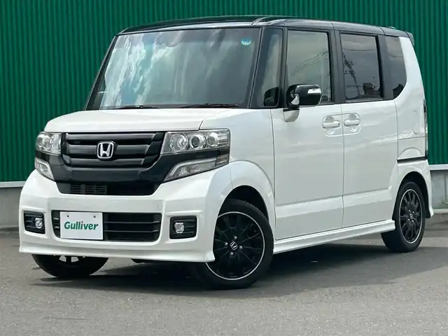 ホンダ Ｎ ＢＯＸ 2トーン カスタム G ターボLパッケージ 宮城県 2016(平28)年 8万km プレミアムホワイトパールⅡ あんしんパッケージ/●シティブレーキアクティブシステム/●前席用i-サイドエアバッグ＋サイドカーテンエアバッグ/リア右側パワースライドドア/リアシートスライド＋シートバックテーブル/ディスチャージヘッドライト(オートライトコントロール機構付)/オートリトラミラー/＝＝＝/ワンオーナー/純正ナビ/・ワンセグ/Bluetooth/CD/AM/FM/バックカメラ/ビルドインETC/クルーズコントロール/両側電動スライドドア/オートライト/LEDフォグランプ/LED室内灯/パドルシフト/革巻きステアリング/ターボ車/社外ドライブレコーダー/スマートキー×2本/保証書/取扱説明書