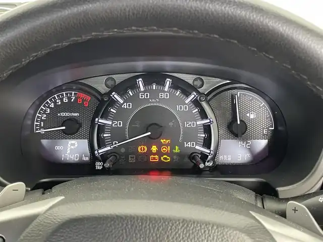 ダイハツ コペン ローブ S 埼玉県 2015(平27)年 1.8万km ジョーヌイエロー 純正ナビ　バックカメラ　シートヒーター　ＥＴＣ　モモステアリング　レカロシート　社外マフラー　パドルシフト　　純正アルミホイール　スマートキー　Ｂｌｕｅｔｏｏｔｈ　ＤＶＤ再生　ＬＥＤライト