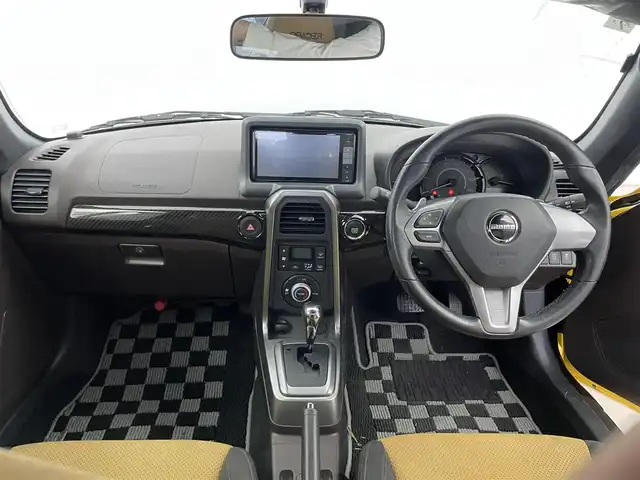 ダイハツ コペン ローブ S 埼玉県 2015(平27)年 1.8万km ジョーヌイエロー 純正ナビ　バックカメラ　シートヒーター　ＥＴＣ　モモステアリング　レカロシート　社外マフラー　パドルシフト　　純正アルミホイール　スマートキー　Ｂｌｕｅｔｏｏｔｈ　ＤＶＤ再生　ＬＥＤライト