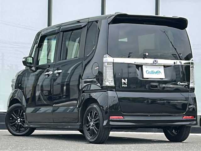 ホンダ Ｎ ＢＯＸ カスタム SSブラックSパッケージ 山形県 2017(平29)年 8.3万km クリスタルブラックパール 社外メモリナビ/（Bluetooth/CD/DVD/フルセグ)/両側パワースライドドア/DN席シートヒーター/ビルトインETC/ドライブレコーダー/フォグランプ/電動格納ミラー/ウィンカーミラー/社外ステアリングカバー/ドアバイザー/スマートキー/スペアキー