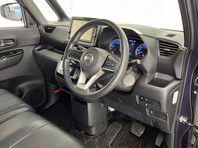 日産 ルークス HWS Gターボ プロパイロットED 宮崎県 2020(令2)年 3万km アメジストパープル 禁煙車/エマージェンシーブレーキ/純正9型ナビTV/（MM319D-L/CD/DVD/MSV/Bluetooth/フルセグTV)/純正ドライブレコーダー/純正LEDオートライト/純正LEDフォグ/純正15インチアルミ/純正エアロ/純正ルーフエンドスポイラー/純正フロアマット/ハンズフリー両側電動スライドドア/プロパイロット/アラウンドビューモニター/クリアランスソナー/リアサーキュレーター（プラズマクラスター）/電子パーキング/オートホールド/ウインカードアミラー/オートエアコン/インテリジェントキー/プッシュエンジンスタート/新車時保証書/取扱い説明書