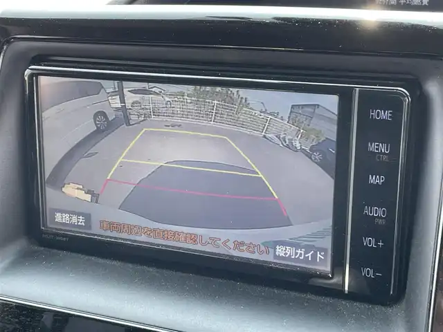 トヨタ ノア X 茨城県 2019(令1)年 4.7万km ホワイトパールクリスタルシャイン 純正ナビ/【AM・FM・TV・BT・SD・ＣＤ・ＤＶＤ】/Bカメラ/クルコン/前方ドラレコ/ステリモ/MTモード付AT/アイドリングストップ/両側パワスラ/オートライト/オートハイビーム/LEDライト/横滑り防止装置/レーンキープアシスト/衝突被害軽減システム/社外アルミホイール/電格ミラー/ウインカーミラー/ドアバイザー