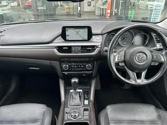 マツダ アテンザ セダン 25S Lパッケージ 栃木県 2015(平27)年 7.7万km ディープクリスタルブルーマイカ スマートシティブレーキシステム/マツダコネクトナビ/フルセグTV/DVD/Bluetooth/USB/バックカメラ/ETC/黒革シート/シートヒーター/パワーシート/レーダークルーズコントロール/ブラインドスポットモニター/ヘッドアップディスプレイ/LEDヘッドライト/フォグランプ/オートライト/オートハイビーム/電子パーキングブレーキ/電動リアシェード/スマートキー×2/保証書/取説
