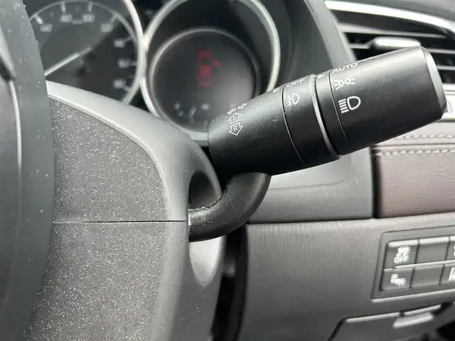 マツダ アテンザ セダン 25S Lパッケージ 栃木県 2015(平27)年 7.7万km ディープクリスタルブルーマイカ スマートシティブレーキシステム/マツダコネクトナビ/フルセグTV/DVD/Bluetooth/USB/バックカメラ/ETC/黒革シート/シートヒーター/パワーシート/レーダークルーズコントロール/ブラインドスポットモニター/ヘッドアップディスプレイ/LEDヘッドライト/フォグランプ/オートライト/オートハイビーム/電子パーキングブレーキ/電動リアシェード/スマートキー×2/保証書/取説