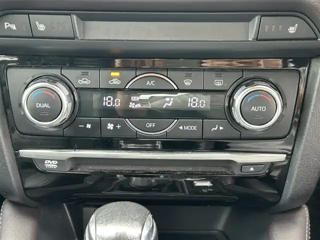 マツダ アテンザ セダン 25S Lパッケージ 栃木県 2015(平27)年 7.7万km ディープクリスタルブルーマイカ スマートシティブレーキシステム/マツダコネクトナビ/フルセグTV/DVD/Bluetooth/USB/バックカメラ/ETC/黒革シート/シートヒーター/パワーシート/レーダークルーズコントロール/ブラインドスポットモニター/ヘッドアップディスプレイ/LEDヘッドライト/フォグランプ/オートライト/オートハイビーム/電子パーキングブレーキ/電動リアシェード/スマートキー×2/保証書/取説