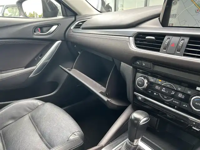 マツダ アテンザ セダン 25S Lパッケージ 栃木県 2015(平27)年 7.7万km ディープクリスタルブルーマイカ スマートシティブレーキシステム/マツダコネクトナビ/フルセグTV/DVD/Bluetooth/USB/バックカメラ/ETC/黒革シート/シートヒーター/パワーシート/レーダークルーズコントロール/ブラインドスポットモニター/ヘッドアップディスプレイ/LEDヘッドライト/フォグランプ/オートライト/オートハイビーム/電子パーキングブレーキ/電動リアシェード/スマートキー×2/保証書/取説