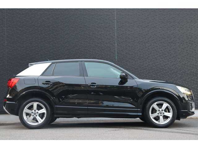 アウディ Ｑ２ 30TFSIスポーツ 大分県 2020(令2)年 3.1万km 黒 ワンオーナー/Audiプレセンス/アダプティブクルーズコントロール/純正ナビ/ＣａｒＰｌａｙ/地デジ/Bluetooth/ＵＳＢ/ＣＤ／ＤＶＤ/バックカメラ/シートヒーター/ＬＥＤヘッドライト/オートハイビーム/純正１７インチＡＷ/ＥＴＣ/純正ドライブレコーダー