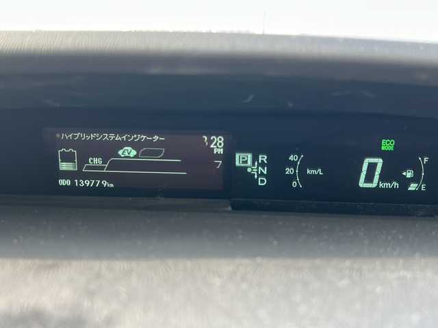 トヨタ プリウス G 佐賀県 2014(平26)年 14万km レッドマイカメタリック ワンオーナー/純正ナビ/ワンセグTV/CD/DVD/Bluetooth/FM/AM/バックカメラ/ETC/D席パワーシート/ステアリングリモコン/純正LED/純正フロアマット/純正フォグライト/新車時保証書/取扱説明書/スペアキー1本/トヨタセーフティセンス/・レーダークルーズコントロール/・クリアランスソナー