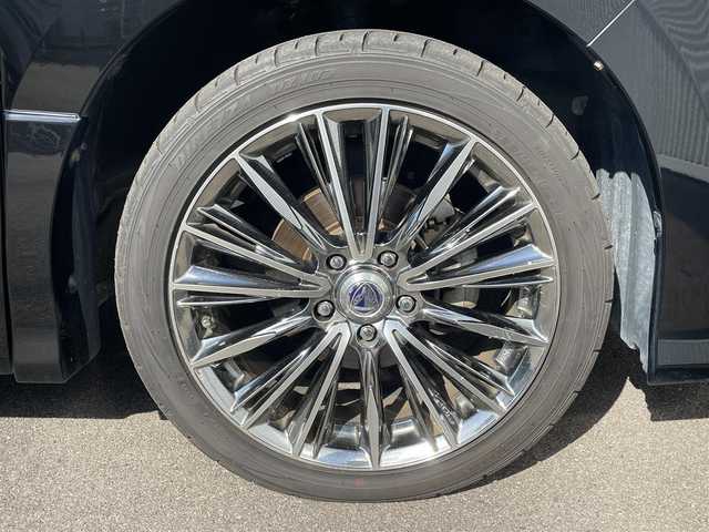 トヨタ ヴォクシー ZS 煌Ⅱ 福岡県 2019(令1)年 8万km ブラック アルパインナビ・TV/フルセグ/DVD再生OK/Bluetooth接続/ETC/LEDヘッドライト/フォグ/オートライト/両側電動スライドドア/純正フロアマット/バックカメラ/社外18インチAW/USB・HDM端子/ドライブレコーダー/コーナーセンサー/電格ミラー/ミラーウィンカー/オートエアコン/Bドアイージークローザー