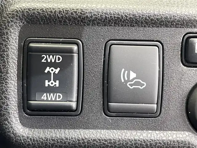 日産 ノート e－パワーX FOUR Vセレ 岩手県 2020(令2)年 4.6万km インペリアルアンバーP ワンオーナー/４WD/アラウンドビューモニター/エマージェンシーブレーキ/レーンアシスト/前後ソナー/ハイビームアシスト/インテリジェントルームミラー/ヒルスタートアシスト/横滑り防止装置/純正ナビ/ステアリングスイッチ/フルセグTV/ドライブレコーダー/LEDヘッドライト/純正１５インチアルミホイール/エンジンスターター/車両接近通報装置/オートエアコン