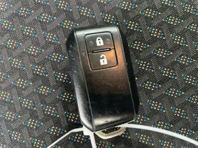 スズキ ハスラー HYBRID X ターボ 栃木県 2020(令2)年 2.4万km クールカーキPM 純正ナビ/(フルセグTV/Bluetooth/USB)/全方位カメラ/スズキセーフティーサポート/・デュアルカメラブレーキサポート/・誤発進抑制制御/・後退時ブレーキサポート/・車線逸脱警報/・ふらつき警報機能/・先行車発進お知らせ機能/・標識認識機能/コーナーセンサー/ETC2.0/シートヒーター/禁煙車/2トーン/オートライト/LEDヘッドライト/パドルシフト/横滑り防止装置/フォグランプ/スマートキー/プッシュスタート/アイドリングストップ/ステアリングスイッチ/ウィンカーミラー/電動格納ミラー/純正15インチアルミホイール/純正フロアマット