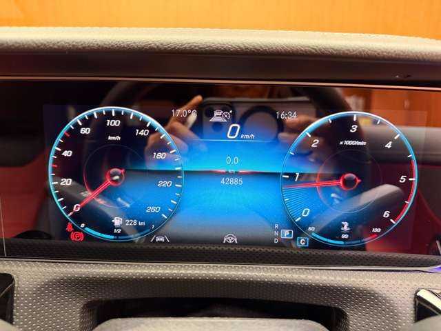 メルセデス・ベンツ ＣＬＡ２００ｄ Sブレーク AMGライン 千葉県 2020(令2)年 4.3万km ポーラホワイト パノラマSR　/AMGレザーEXC　/アドバンスドパッケージ　/HUD　/純正ナビ　/360°カメラ　/ACC　/BSM　/シートヒーター　/パワーシート　/LEDヘッドライト　/ハイビームアシストプラス　/電動リアゲート　/ドライブレコーダー　/ETC