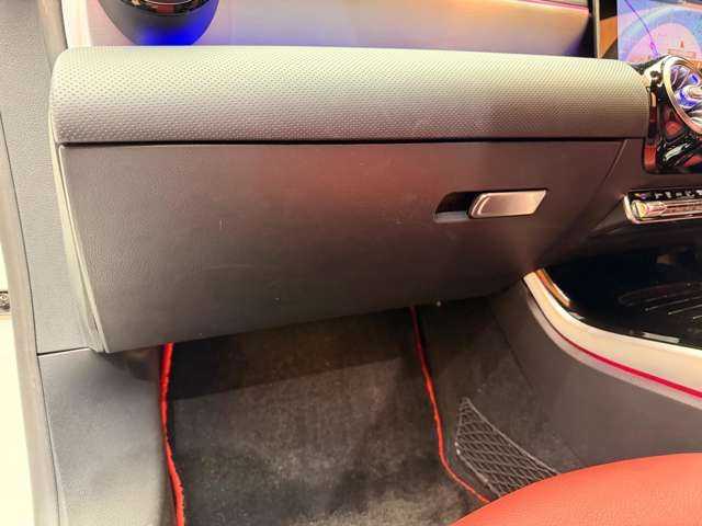 メルセデス・ベンツ ＣＬＡ２００ｄ Sブレーク AMGライン 千葉県 2020(令2)年 4.3万km ポーラホワイト パノラマSR　/AMGレザーEXC　/アドバンスドパッケージ　/HUD　/純正ナビ　/360°カメラ　/ACC　/BSM　/シートヒーター　/パワーシート　/LEDヘッドライト　/ハイビームアシストプラス　/電動リアゲート　/ドライブレコーダー　/ETC