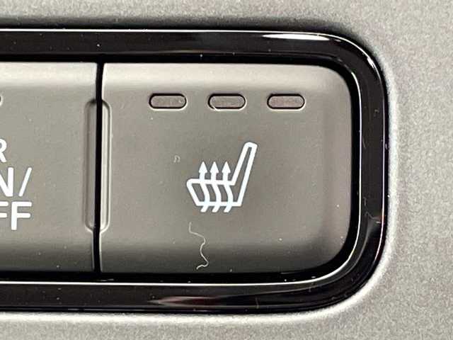 ホンダ フリード ハイブリット e:HEV AIR EX 群馬県 2025(令7)年 0.1千km メテオロイドグレーメタリック 禁煙車　バックカメラ　純正メモリナビ　アダプティブクルーズコントロール　横滑り防止装置　衝突被害軽減システム　両側パワースライドドア　前後コーナーセンサー　シートヒーター　LEDライト　オートライト