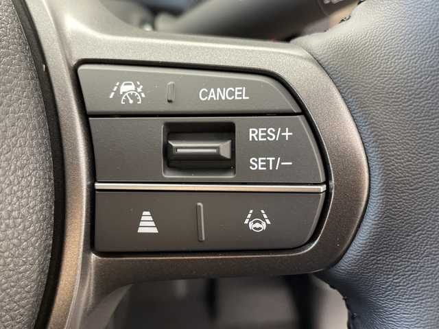 ホンダ フリード ハイブリット e:HEV AIR EX 群馬県 2025(令7)年 0.1千km メテオロイドグレーメタリック 禁煙車　バックカメラ　純正メモリナビ　アダプティブクルーズコントロール　横滑り防止装置　衝突被害軽減システム　両側パワースライドドア　前後コーナーセンサー　シートヒーター　LEDライト　オートライト