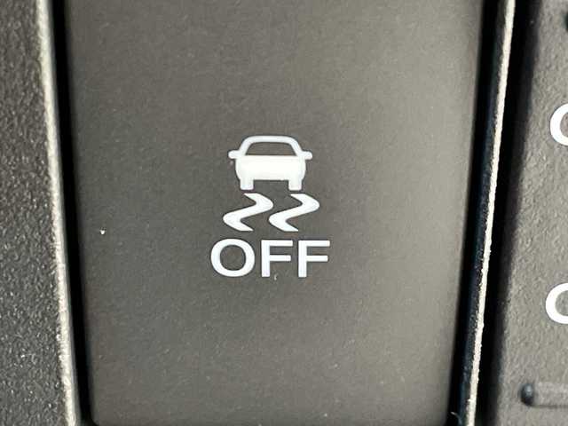 ホンダ フリード ハイブリット e:HEV AIR EX 群馬県 2025(令7)年 0.1千km メテオロイドグレーメタリック 禁煙車　バックカメラ　純正メモリナビ　アダプティブクルーズコントロール　横滑り防止装置　衝突被害軽減システム　両側パワースライドドア　前後コーナーセンサー　シートヒーター　LEDライト　オートライト