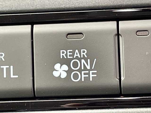 ホンダ フリード ハイブリット e:HEV AIR EX 群馬県 2025(令7)年 0.1千km メテオロイドグレーメタリック 禁煙車　バックカメラ　純正メモリナビ　アダプティブクルーズコントロール　横滑り防止装置　衝突被害軽減システム　両側パワースライドドア　前後コーナーセンサー　シートヒーター　LEDライト　オートライト