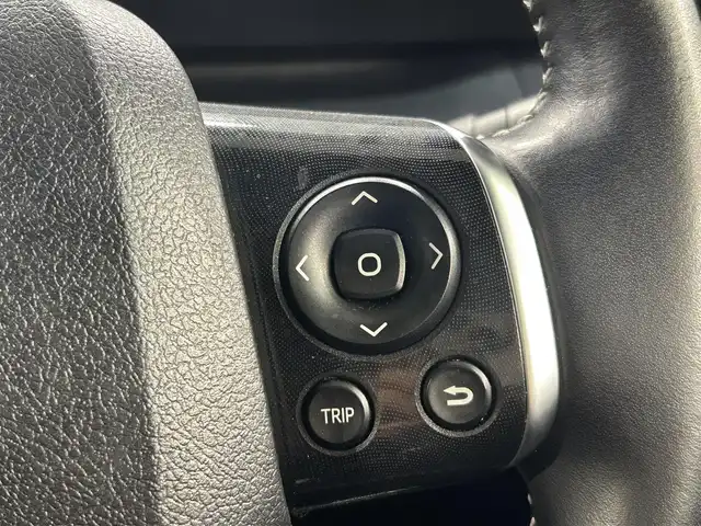 トヨタ シエンタ ハイブリッド G セーフティエディションⅡ 愛知県 2021(令3)年 4.3万km センシュアルレッドマイカ 純正９インチナビ　/(Bluetooth/フルセグTV/SD/FM/SM/CD・DVD再生）/純正１２インチフリップダウンモニター　/トヨタセーフティセンス/　　-プリクラッシュセーフティ/　　-レーンディパーチャーアラート/　　-オートマチックハイビーム　/両側パワースライドドア　/シートヒーター　/ビルトインＥＴＣ　/バックカメラ　/ステアリングヒーター　/クルーズコントロール　/ＬＥＤヘッドライト/LEDフォグランプ/USB接続/純正フロアマット