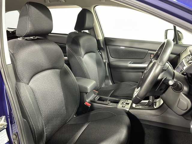 スバル レヴォーグ 1．6GTアイサイト スマートED 広島県 2017(平29)年 5.3万km ラピスブルーP 純正ナビ　/バック／サイドカメラ　/レーダークルーズコントロール　/パワーシート　/オートハイビーム　/フルセグ　/ブラインドスポットモニター/レーンキープアシスト　/衝突軽減ブレーキ　/LEDヘッドランプ　/ETC/純正17インチアルミホイール(215/50/R17)/エアバック（運転席/助手席/サイド/カーテン）