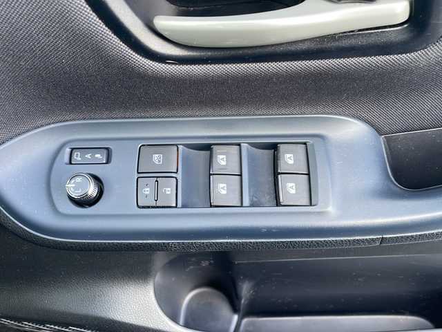 トヨタ ヴォクシー ハイブリッド ZS 三重県 2016(平28)年 13.5万km ブラック ALPINE10型ナビ/ALPINE12.8型フリップダウンモニター/バックカメラ/フルセグTV/前後ドラレコ/ETC/HDMI/USB入力/ステアリングスイッチ/レーンキープアシスト/衝突被害軽減システム/LEDヘッドライト/オートハイビーム/リアサンシェード/オートリトラミラー