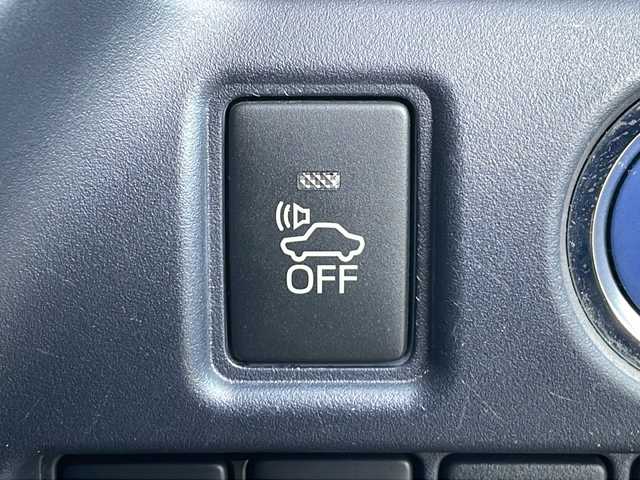 トヨタ ヴォクシー ハイブリッド ZS 三重県 2016(平28)年 13.5万km ブラック ALPINE10型ナビ/ALPINE12.8型フリップダウンモニター/バックカメラ/フルセグTV/前後ドラレコ/ETC/HDMI/USB入力/ステアリングスイッチ/レーンキープアシスト/衝突被害軽減システム/LEDヘッドライト/オートハイビーム/リアサンシェード/オートリトラミラー