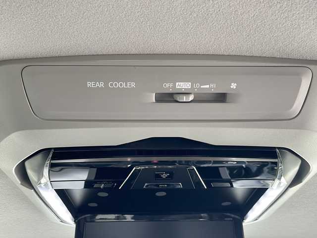 トヨタ ヴォクシー ハイブリッド ZS 三重県 2016(平28)年 13.5万km ブラック ALPINE10型ナビ/ALPINE12.8型フリップダウンモニター/バックカメラ/フルセグTV/前後ドラレコ/ETC/HDMI/USB入力/ステアリングスイッチ/レーンキープアシスト/衝突被害軽減システム/LEDヘッドライト/オートハイビーム/リアサンシェード/オートリトラミラー