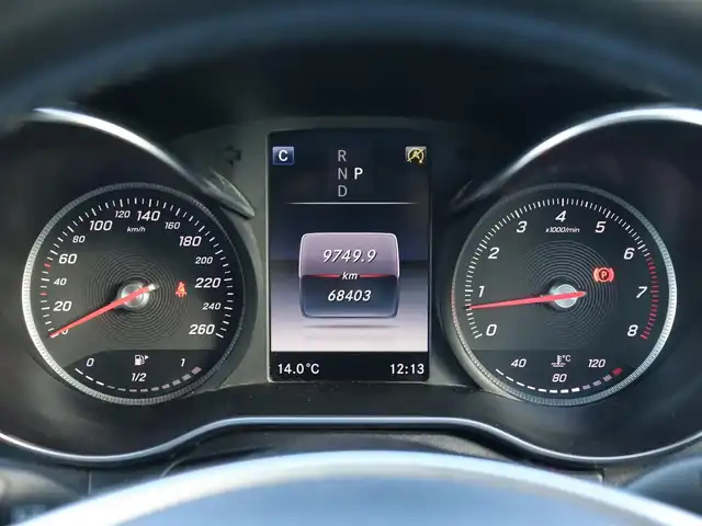 メルセデス・ベンツ Ｃ２００ ワゴン スポーツ 宮城県 2017(平29)年 6.9万km オブシディアンブラック レーダーセーフティＰＫＧ　/純正ナビ【ＢＴ／ＣＤ／ＤＶＤ／フルセグＴＶ】/ヘッドアップディスプレイ　/アダプティブクルーズコントロール　/ステアリングアシスト/レーンキープアシスト/パワーテールゲート/パドルシフト　/バックカメラ　/エアサス　/レザーシート/前席シートヒーター　/前席パワーシート/運転席メモリー付き/アンビエントライト/ルーフレール/キーレスゴー/純正18インチAW/LEDヘッドライト/禁煙車