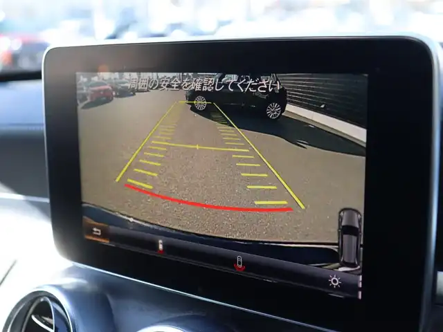 メルセデス・ベンツ Ｃ２００ ワゴン スポーツ 宮城県 2017(平29)年 6.9万km オブシディアンブラック レーダーセーフティＰＫＧ　/純正ナビ【ＢＴ／ＣＤ／ＤＶＤ／フルセグＴＶ】/ヘッドアップディスプレイ　/アダプティブクルーズコントロール　/ステアリングアシスト/レーンキープアシスト/パワーテールゲート/パドルシフト　/バックカメラ　/エアサス　/レザーシート/前席シートヒーター　/前席パワーシート/運転席メモリー付き/アンビエントライト/ルーフレール/キーレスゴー/純正18インチAW/LEDヘッドライト/禁煙車