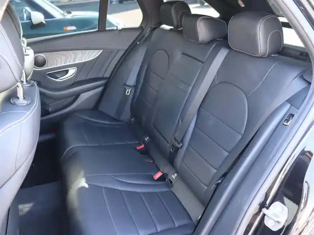 メルセデス・ベンツ Ｃ２００ ワゴン スポーツ 宮城県 2017(平29)年 6.9万km オブシディアンブラック レーダーセーフティＰＫＧ　/純正ナビ【ＢＴ／ＣＤ／ＤＶＤ／フルセグＴＶ】/ヘッドアップディスプレイ　/アダプティブクルーズコントロール　/ステアリングアシスト/レーンキープアシスト/パワーテールゲート/パドルシフト　/バックカメラ　/エアサス　/レザーシート/前席シートヒーター　/前席パワーシート/運転席メモリー付き/アンビエントライト/ルーフレール/キーレスゴー/純正18インチAW/LEDヘッドライト/禁煙車