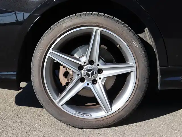 メルセデス・ベンツ Ｃ２００ ワゴン スポーツ 宮城県 2017(平29)年 6.9万km オブシディアンブラック レーダーセーフティＰＫＧ　/純正ナビ【ＢＴ／ＣＤ／ＤＶＤ／フルセグＴＶ】/ヘッドアップディスプレイ　/アダプティブクルーズコントロール　/ステアリングアシスト/レーンキープアシスト/パワーテールゲート/パドルシフト　/バックカメラ　/エアサス　/レザーシート/前席シートヒーター　/前席パワーシート/運転席メモリー付き/アンビエントライト/ルーフレール/キーレスゴー/純正18インチAW/LEDヘッドライト/禁煙車