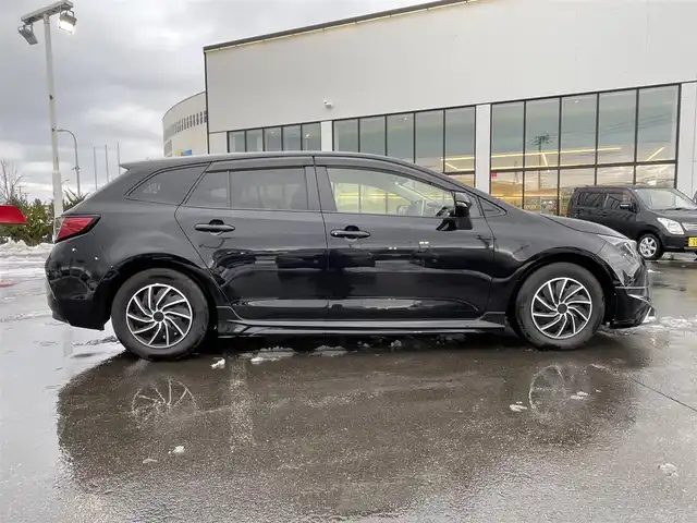 トヨタ カローラツーリング G 青森県 2023(令5)年 1万km アティチュードブラックマイカ ・モデリスタエアロ/・純正ナビ/・フルセグ/・Bluetooth/・バックカメラ/・衝突被害軽減ブレーキ/・レーンキープアシスト/・レーダークルーズコントロール/・オートマチックハイビーム/・オートライト/・LEDヘッドライト/・LEDフォグランプ/・横滑り防止装置/・アイドリングストップ/・ETC/・純正フロアマット/・社外AW15インチ/・スマートキー/・電動格納ミラー/・保証書/・取扱説明書