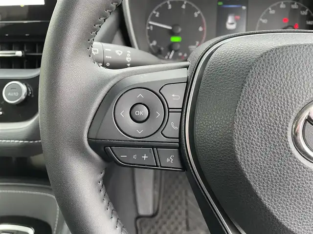 トヨタ カローラツーリング G 青森県 2023(令5)年 1万km アティチュードブラックマイカ ・モデリスタエアロ/・純正ナビ/・フルセグ/・Bluetooth/・バックカメラ/・衝突被害軽減ブレーキ/・レーンキープアシスト/・レーダークルーズコントロール/・オートマチックハイビーム/・オートライト/・LEDヘッドライト/・LEDフォグランプ/・横滑り防止装置/・アイドリングストップ/・ETC/・純正フロアマット/・社外AW15インチ/・スマートキー/・電動格納ミラー/・保証書/・取扱説明書