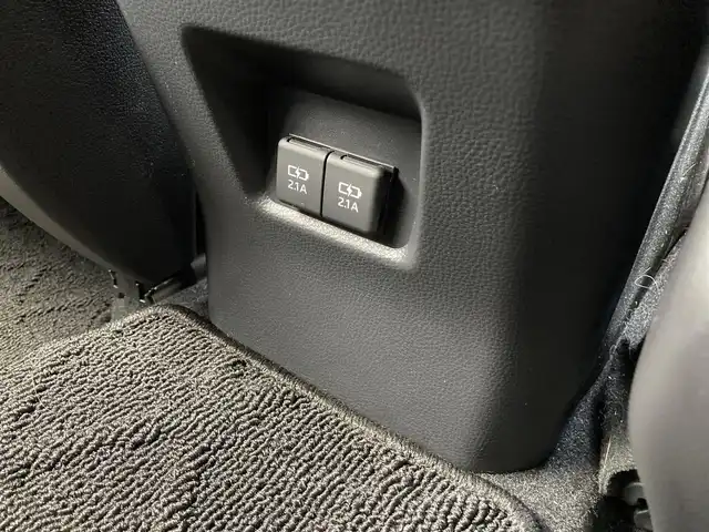 トヨタ ＲＡＶ４ アドベンチャー 静岡県 2022(令4)年 4.5万km センシュアルレッドマイカ 4WD/純正9型ディスプレイオーディオ/・Bluetooth/AM/FM/・AppleCarPlay/AndroidAuto対応/ハンズフリーパワーバックドア/バックカメラ/ビルトインETC/純正ドライブレコーダー/レーダークルーズコントロール/セーフティセンス/・プリクラッシュセーフティ/・レーントレーシングアシストポート/・オートマチックハイビーム/・ロードサインアシスト/ブラインドスポットモニター/LEDヘッドランプ/本革巻きステアリング/ステアリングヒーター/合皮スポーティシート/前席快適温熱シート/運転席シートポジションメモリー/純正19インチアルミホイール/ヴェルバスポルトII18インチAWスタッドレス積込/スマートエントリー/スタートシステム/禁煙車