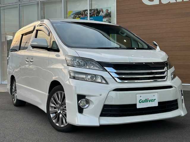 トヨタ ヴェルファイア 3．5Z Gエディション 静岡県 2013(平25)年 12万km ホワイトパールクリスタルシャイン プレミアムサウンド　メーカーＨＤＤナビ　フルセグＴＶ　ＤＶＤ　Ｂｌｕｅｔｏｏｔｈ　カメラ　フリップダウンモニタ　クルーズコントロール　オットマン　パワーシート　両側パワースライドドア　パワーバックドア