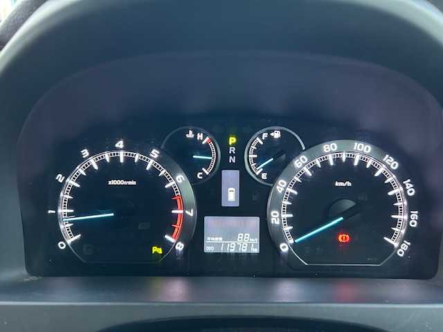 トヨタ ヴェルファイア 3．5Z Gエディション 静岡県 2013(平25)年 12万km ホワイトパールクリスタルシャイン プレミアムサウンド　メーカーＨＤＤナビ　フルセグＴＶ　ＤＶＤ　Ｂｌｕｅｔｏｏｔｈ　カメラ　フリップダウンモニタ　クルーズコントロール　オットマン　パワーシート　両側パワースライドドア　パワーバックドア