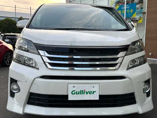 トヨタ ヴェルファイア 3．5Z Gエディション 静岡県 2013(平25)年 12万km ホワイトパールクリスタルシャイン プレミアムサウンド　メーカーＨＤＤナビ　フルセグＴＶ　ＤＶＤ　Ｂｌｕｅｔｏｏｔｈ　カメラ　フリップダウンモニタ　クルーズコントロール　オットマン　パワーシート　両側パワースライドドア　パワーバックドア