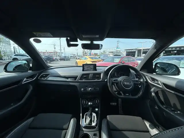 アウディ Ｑ３ 滋賀県 2018(平30)年 5.5万km グレー 125台限定車/専用19インチアルミホイール/ハイグロスブラックパッケージ/ハーフレザーシート/前席シートヒーター/パワーテールゲート/ドラレコ/ETC/純正ナビ/フルセグテレビ