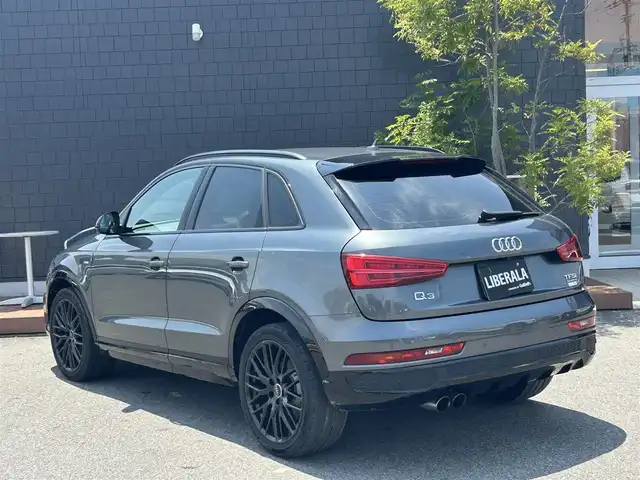 アウディ Ｑ３ 滋賀県 2018(平30)年 5.5万km グレー 125台限定車/専用19インチアルミホイール/ハイグロスブラックパッケージ/ハーフレザーシート/前席シートヒーター/パワーテールゲート/ドラレコ/ETC/純正ナビ/フルセグテレビ