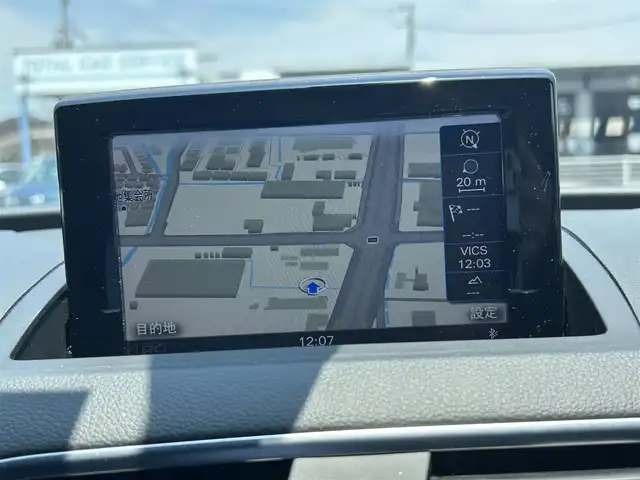 アウディ Ｑ３ 滋賀県 2018(平30)年 5.5万km グレー 125台限定車/専用19インチアルミホイール/ハイグロスブラックパッケージ/ハーフレザーシート/前席シートヒーター/パワーテールゲート/ドラレコ/ETC/純正ナビ/フルセグテレビ