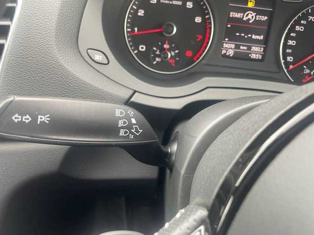 アウディ Ｑ３ Sラインコンペティション 青森県 2018(平30)年 5.5万km デイトナグレーパールエフェクト 4WD/125台限定仕様車/Sラインパッケージ/スポーツサスペンション/ブラックハイグロスタイリングパッケージ/ターボエンジン/純正ナビ/（Bluetooth・TV・CD・DVD）/バックカメラ/ハーフレザーシート/前席パワーシート/前席シートヒーター/パワーバックドア/前後ドライブレコーダー/専用19インチアルミホイール/ブラックルーフレール/LEDオートライト/ヘッドライトウォッシャー/フォグランプ/革巻きステアリング/ステアリングスイッチ/パドルシフト/電動パーキングブレーキ/パワーバックドア/オートエアコン/エアバック　W・サイド・カーテン/ETC/ウインカーミラー/コーナーセンサー/横滑り防止/盗難防止/プッシュスタート/スマートキーX2/保証書/取扱説明書