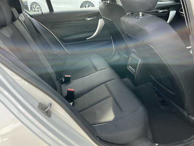 ＢＭＷ １１６ｉ 愛媛県 2014(平26)年 7.4万km アルピンホワイトⅢ メーカーナビ/（CD/DVD/MSV/AUX）/バックカメラ/スマートキー/プッシュスタート/クルーズコントロール/ステアリングスイッチ/ISOFIX/オートライト/フォグランプ/MTモード