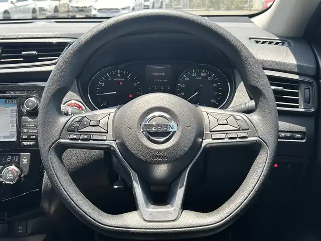日産 エクストレイル ハイブリッド 20S 福岡県 2018(平30)年 9.9万km ダイヤモンドブラック ・純正SDナビ/【CD.DVD、.BT.フルセグ.iPod.AUX.AM.FM】/・３６０度カメラ/・デジタルインナーミラー/・NISMOエアロ/・ETC/・ステアリングリモコン/・LEDヘッドライト/・フォグライト/・オートライト/・撥水カプロンシート/・電格ウィンカーミラー/・ドアバイザー/・スペアキー有り