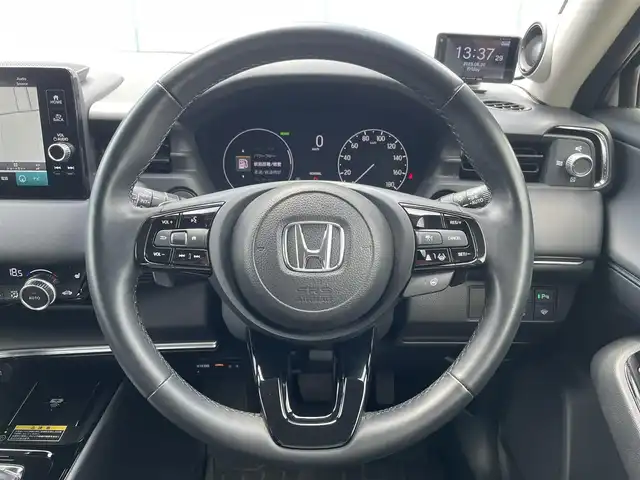 ホンダ ヴェゼル ハイブリッド e:HEV Z 山梨県 2021(令3)年 4.8万km プラチナホワイトパール 純正メモリナビ/純正フルセグTV/Bluetooth接続/アラウンドビューモニター/バックモニター/ETC2.0/シートヒーター/純正１８インチアルミホイール/電動リアゲート/コーナーセンサー/前後ドライブレコーダー/エアバックW＋サイド/カーテンエアバッグ/スペアキー　１本/取扱説明書/保証書