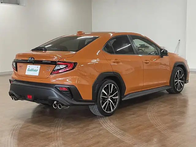 スバル ＷＲＸ Ｓ４ STIスポーツR EX 道央・札幌 2022(令4)年 1万km オレンジ 4WD/ワンオーナー/純正ナビ/・フルセグTV/BT/USB/AM/FM/フロント、サイド、バックカメラ/アイサイトX/・プリクラッシュブレーキ/・緊急時プリクラッシュステアリング/・前後誤発進抑制制御/・ツーリングアシスト/・車線逸脱制御/・ふらつき警報機能/・先行車発進お知らせ機能/・青信号お知らせ機能/・スバルビークルディテクション/・ドライバーモニタリングシステム/前後コーナーセンサー/横滑り防止装置/本革シート/全席シートヒーター/前席パワーシート/運転席シートメモリ機能/純正ドライブレコーダー/ビルトインETC/全車速追従機能付クルーズコントロール/パドルシフト/オートライト/LEDヘッドライト/前後フォグライト/ステアリングリモコン/純正フロアマット/プッシュスタート/スマートキーx2/ウインカーミラー/純正18インチAW/新車時保証書/取扱説明書
