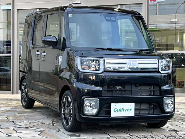 ダイハツ ウェイク G ターボVS SA Ⅲ 静岡県 2022(令4)年 0.1万km未満 ブラックマイカメタリック 純正8インチナビ/・FM/AM/・CD/DVD/・Bluetooth/・フルセグTV/・iPod/・USB/・HDMI/主要装備/・全方位カメラ/・６スピーカー/・両側パワースライドドア/・ＬＥＤヘッドライト/・LEDフォグランプ/・オートライト/・オートハイビーム/・スマートアシスト/・車両安定性制御システム/・トラクションコントロールシステム/・オートエアコン/・ETC/・アイドリングストップ/・ステアリングスイッチ