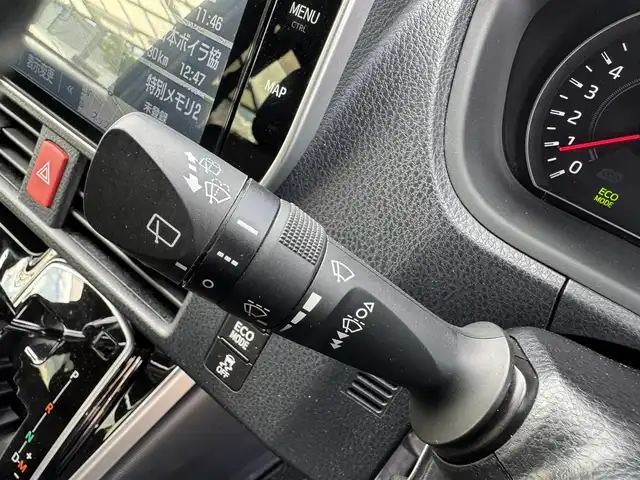 トヨタ ヴォクシー ZS 煌Ⅱ 三重県 2019(令1)年 5.5万km イナズマスパーキングブラックガラスフレーク トヨタセーフティーセンス/純正10インチナビ【NSZN-Z68T】/・地デジTV/・DVD/CD/・Bluetooth/バックカメラ/ステアリングリモコン/両側パワースライドドア/クルーズコントロール/アイドリングストップ/LEDヘッドライト/LEDフォグライト/オートライト/コーナーセンサー/純正16インチアルミホイール/ビルトインETC/スマートキー×2