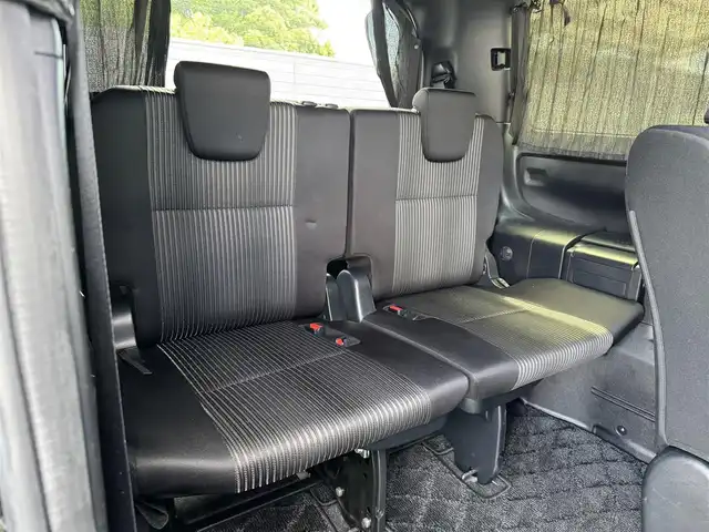 トヨタ ヴォクシー ZS 煌Ⅱ 三重県 2019(令1)年 5.5万km イナズマスパーキングブラックガラスフレーク トヨタセーフティーセンス/純正10インチナビ【NSZN-Z68T】/・地デジTV/・DVD/CD/・Bluetooth/バックカメラ/ステアリングリモコン/両側パワースライドドア/クルーズコントロール/アイドリングストップ/LEDヘッドライト/LEDフォグライト/オートライト/コーナーセンサー/純正16インチアルミホイール/ビルトインETC/スマートキー×2